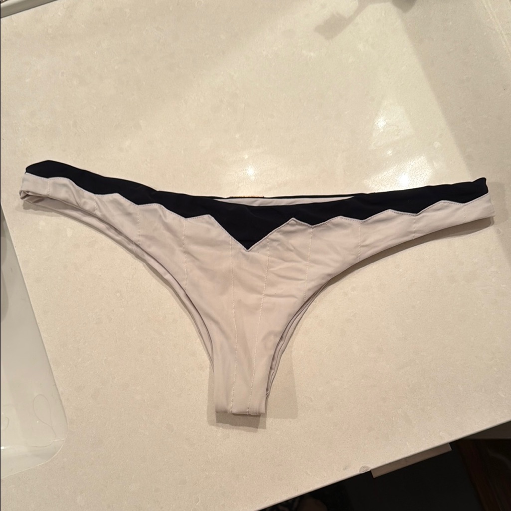 Boys + Arrows White And Black Bikini Bottom